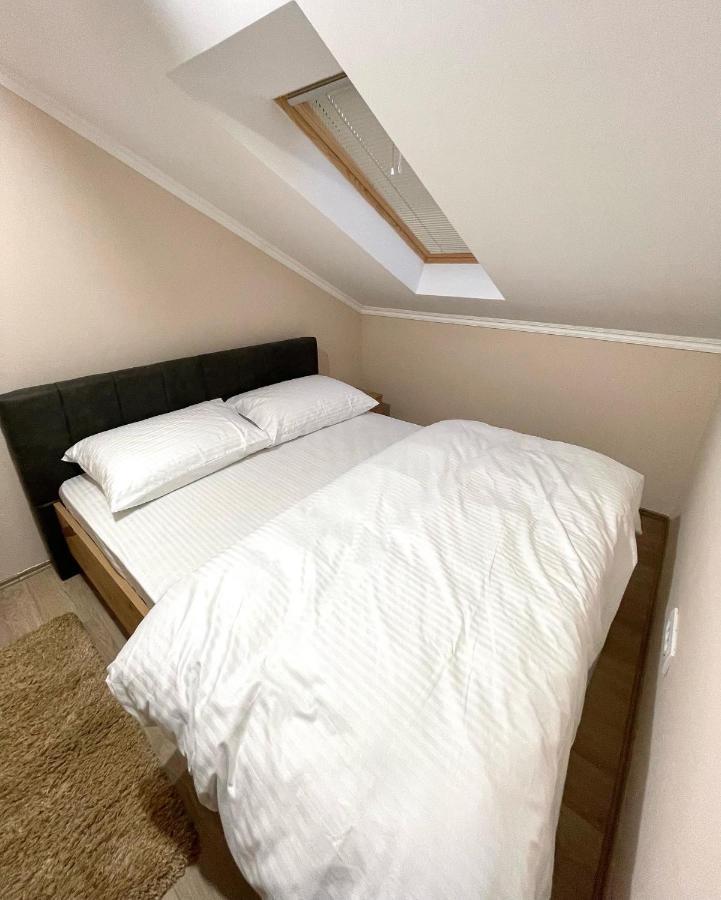 Vivko Apartments Veliko Gradište Esterno foto